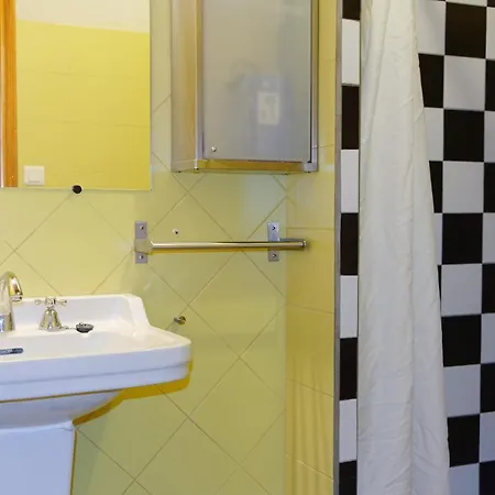 Le Fournil De Remus A Cavarcou Holiday home *